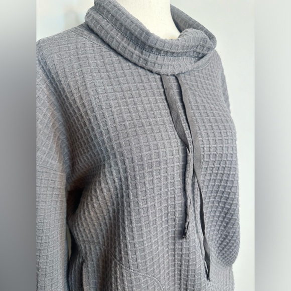 NWT sz XS Max Studio pullover sweatshirt pockets grid material pattern pocket - Picture 2 of 7